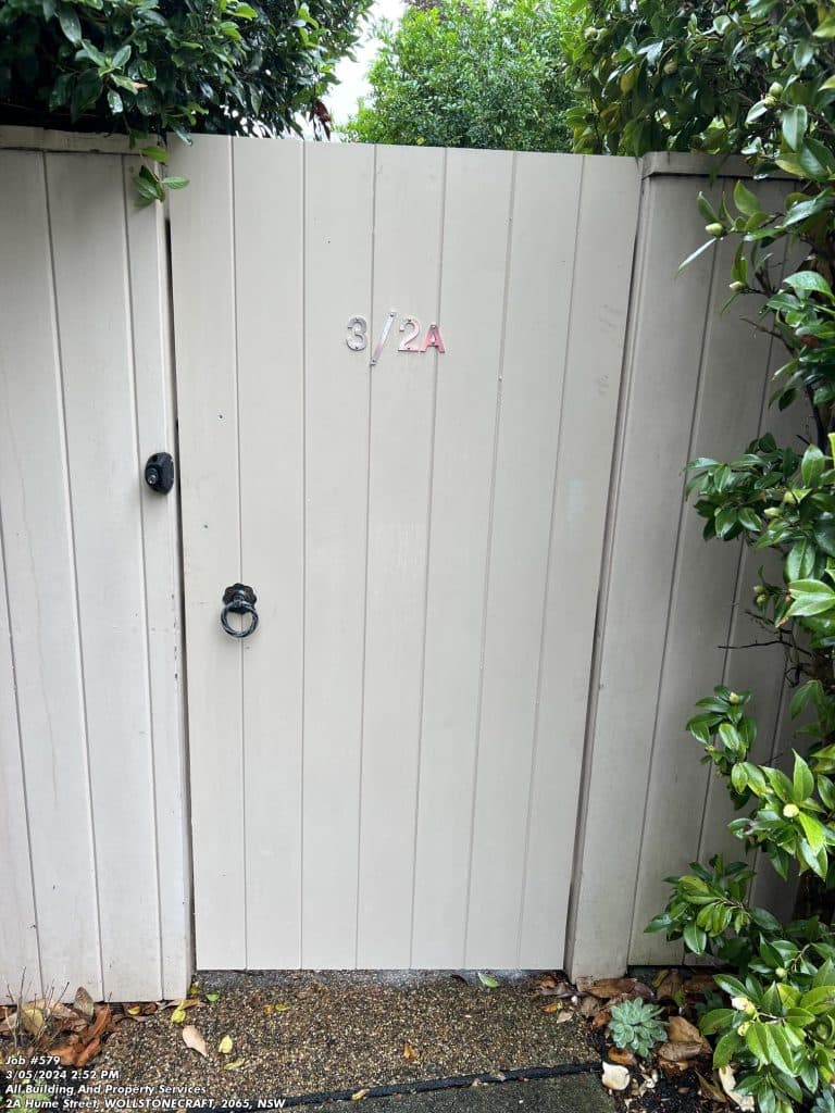 Timber Gate 1