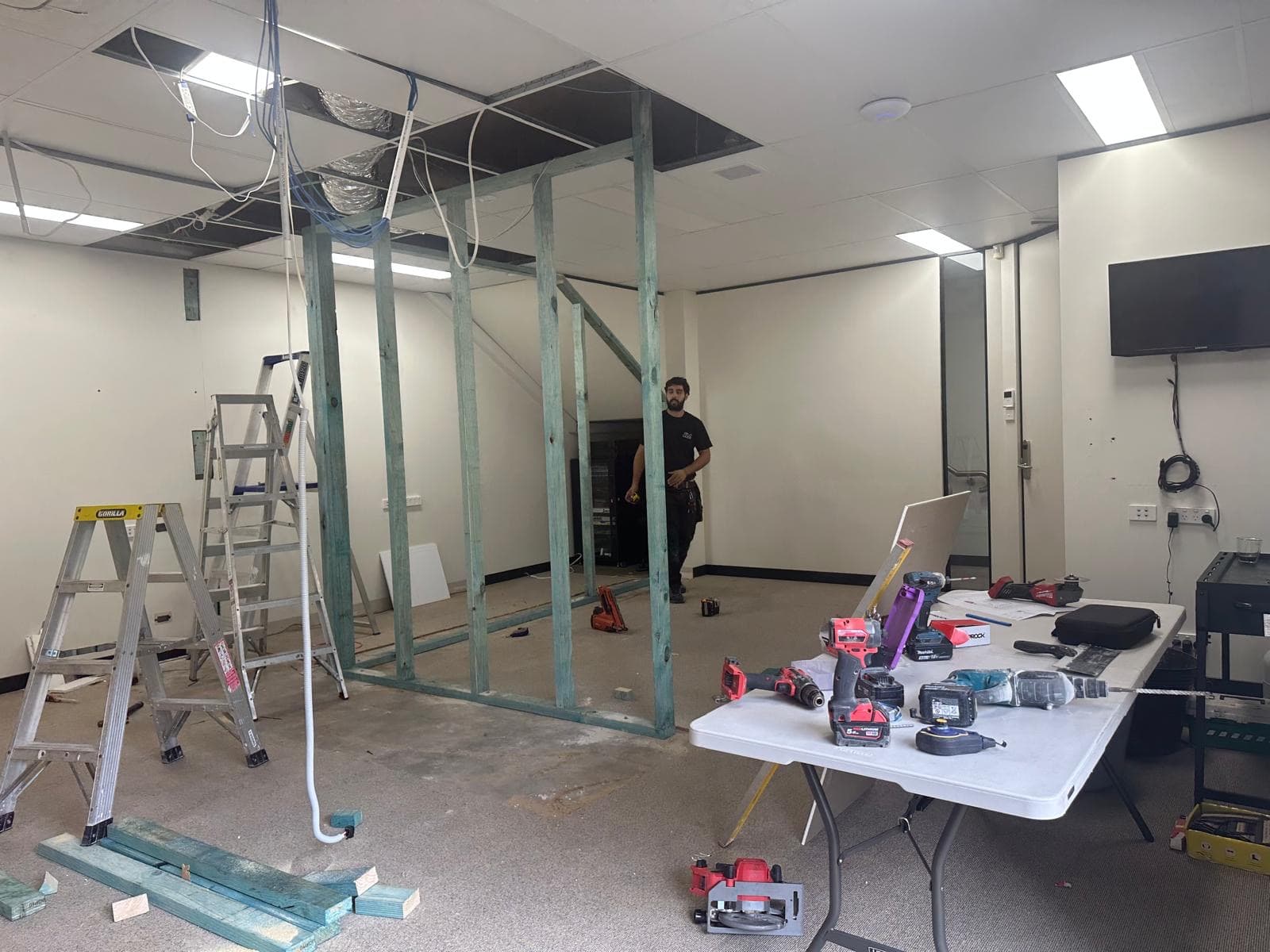 Office Fit-Out 33
