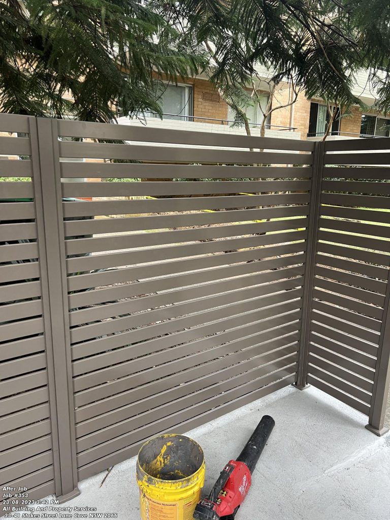 Aluminium Fence 3