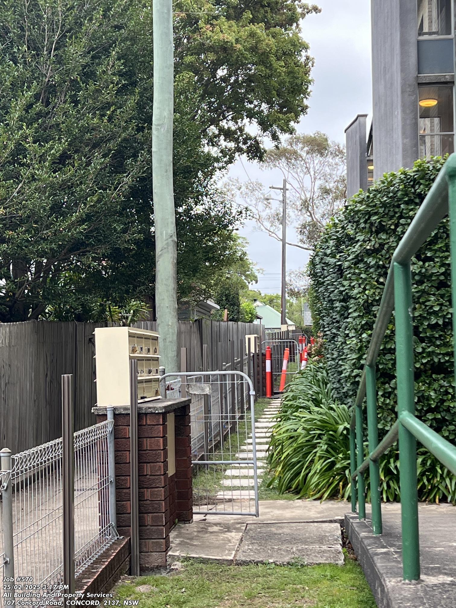 Aluminium Fence 18